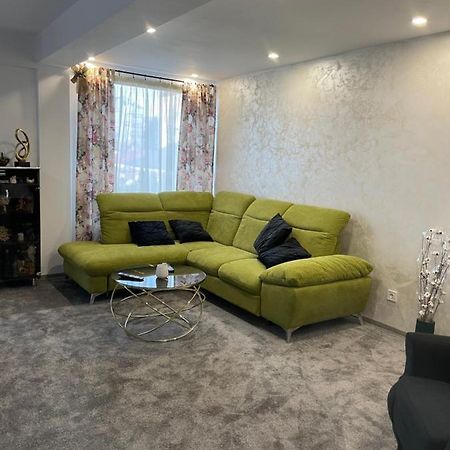 דירות סוסאבה Eroilor Apartament מראה חיצוני תמונה