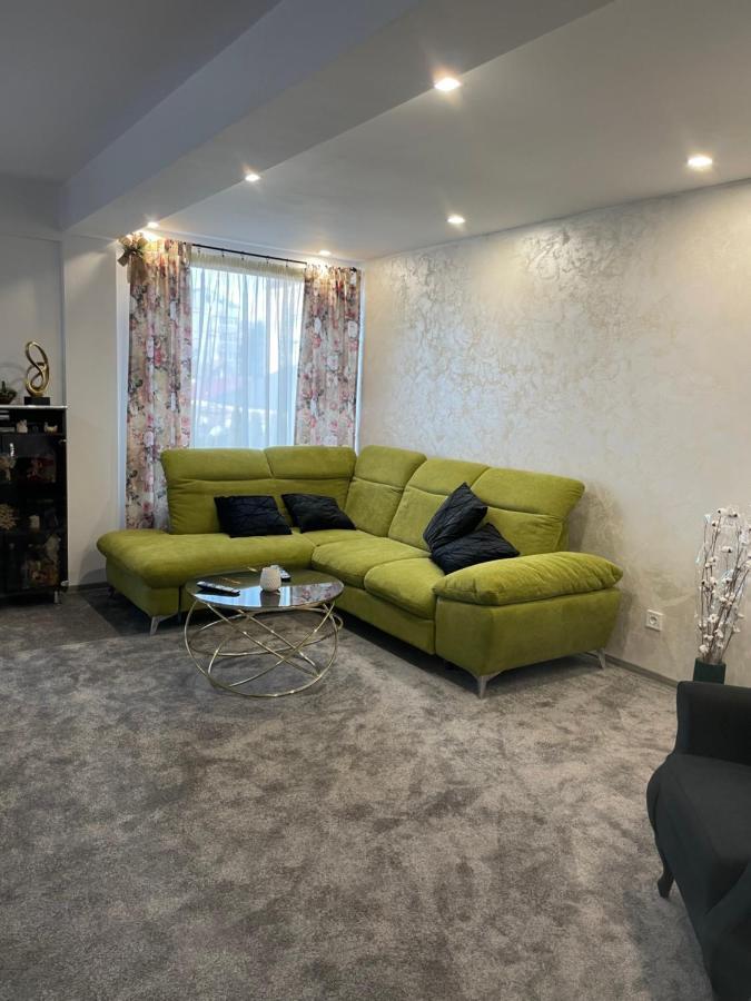 דירות סוסאבה Eroilor Apartament מראה חיצוני תמונה